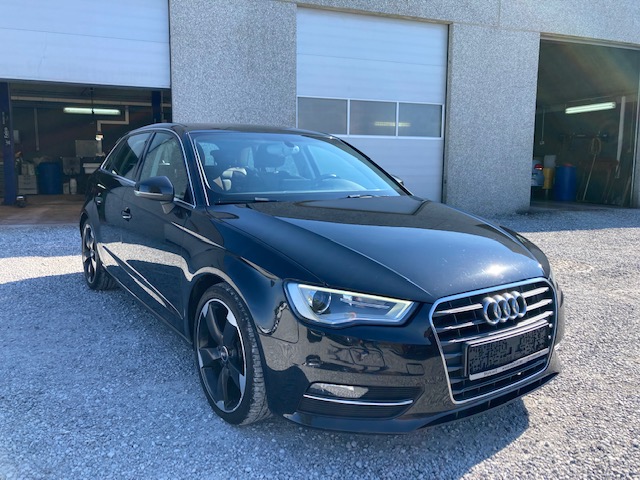 AUDI A3 SPORTBACK**AMBITION** 14.990€ 24 MOIS DE GARANTIE | Stylcar2 AUDI A3 SPORTBACK**AMBITION** 14.990€ 24 MOIS DE GARANTIE | Stylcar2