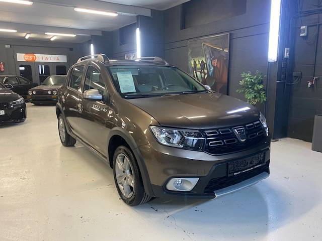 DACIA SANDERO **VERSION STEPWAY** 10.950€ 12 MOIS DE GARANTIE(ESSENCE) | Stylcar2 DACIA SANDERO **VERSION STEPWAY** 10.950€ 12 MOIS DE GARANTIE(ESSENCE) | Stylcar2