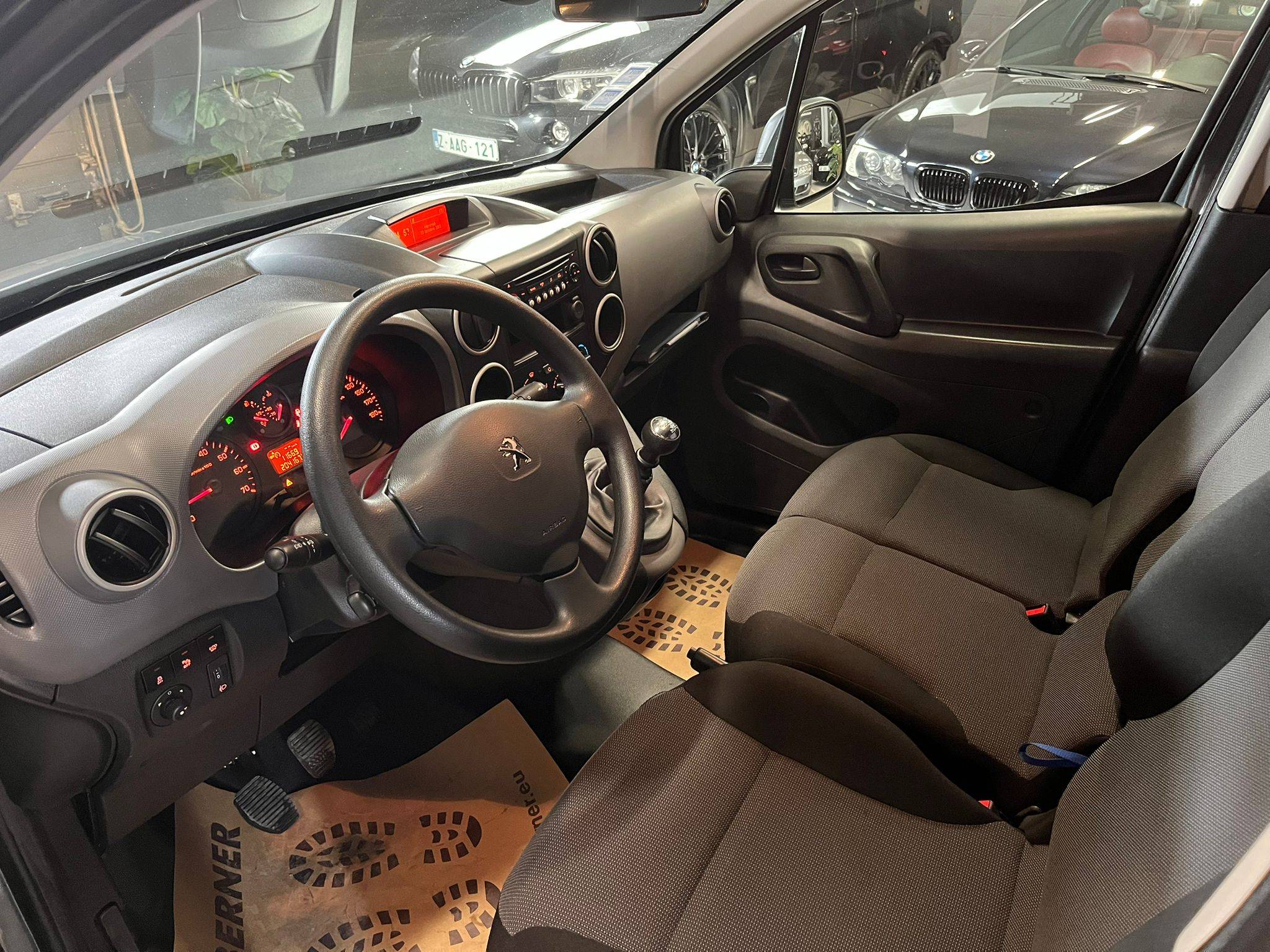 WhatsApp Image 2025-10-22 at 15.10.24 (4)