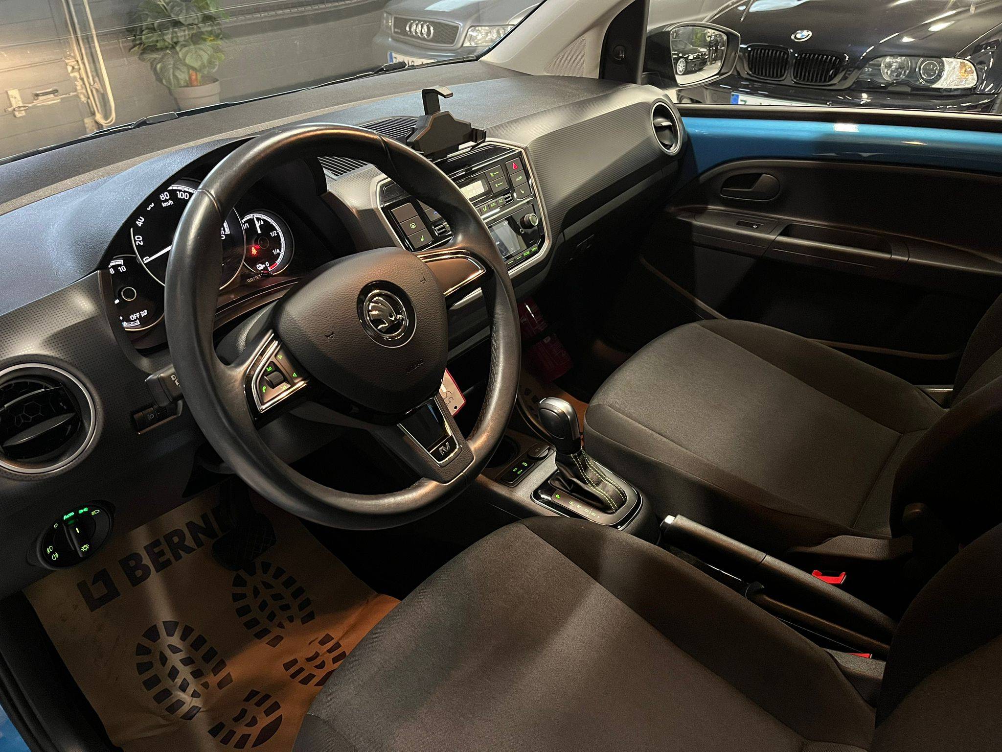 WhatsApp Image 2025-11-20 at 11.25.18 (2)