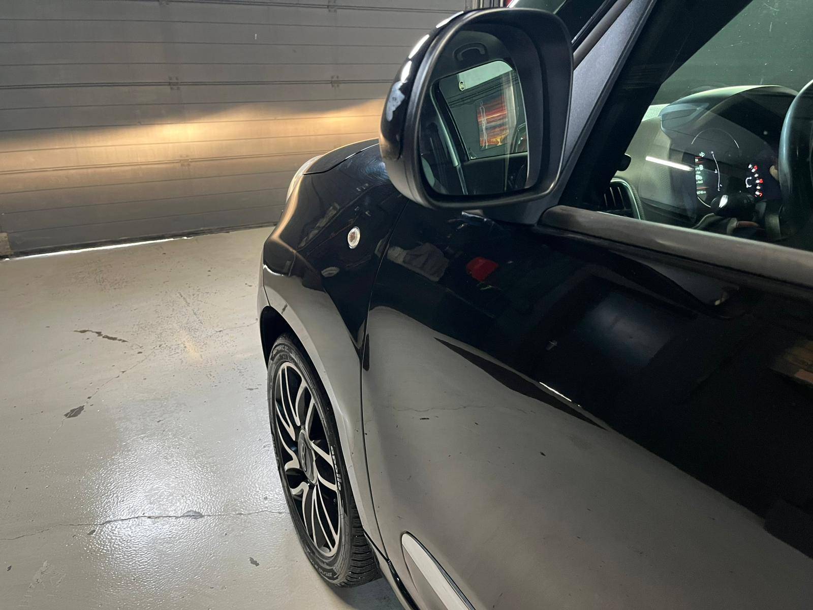 WhatsApp Image 2025-11-26 at 15.40.32