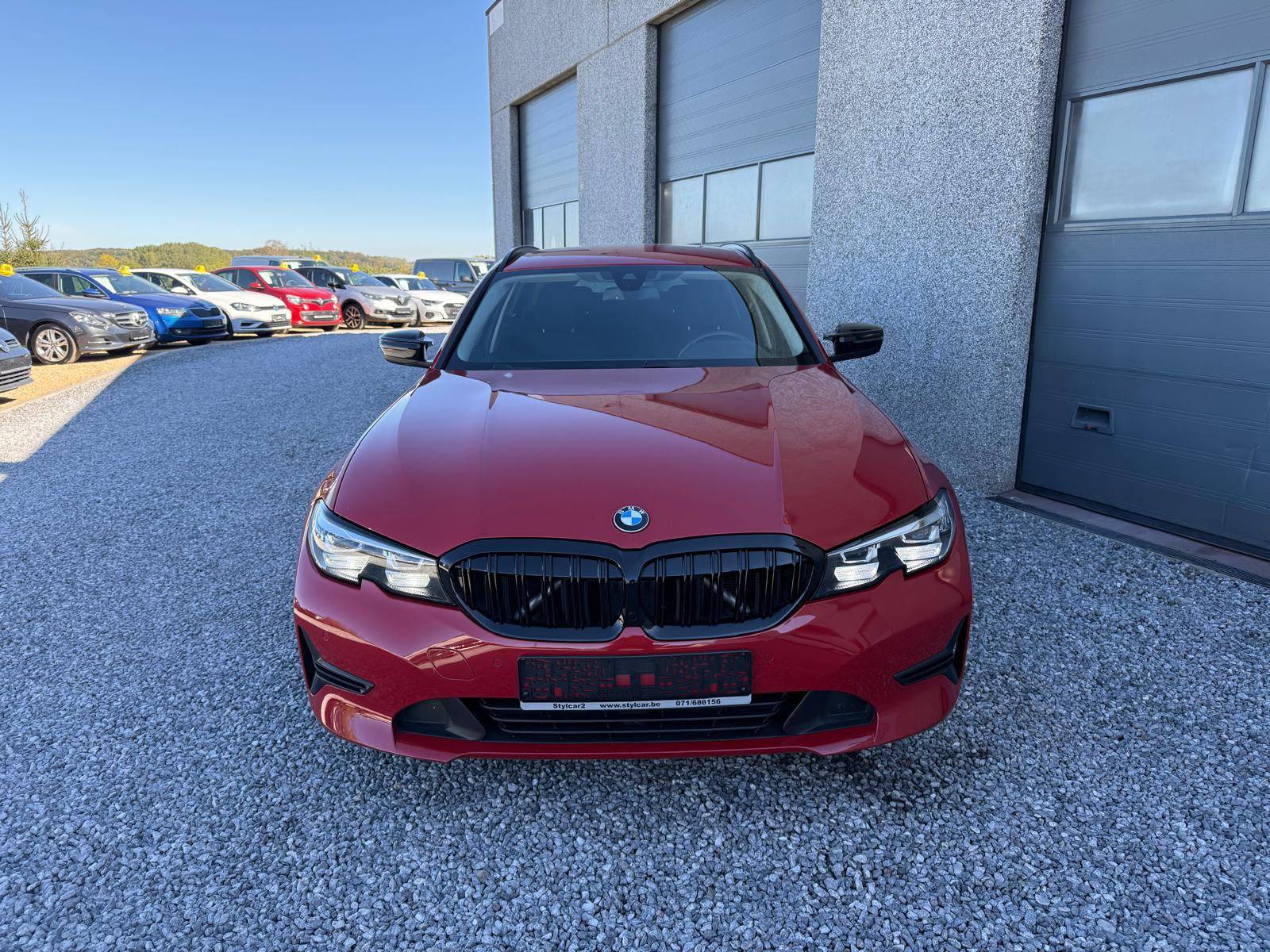 BMW 318D - Stylcar2 Florennes