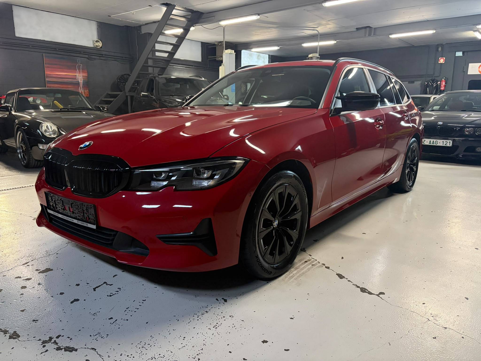 BMW 318D - Stylcar2 Florennes