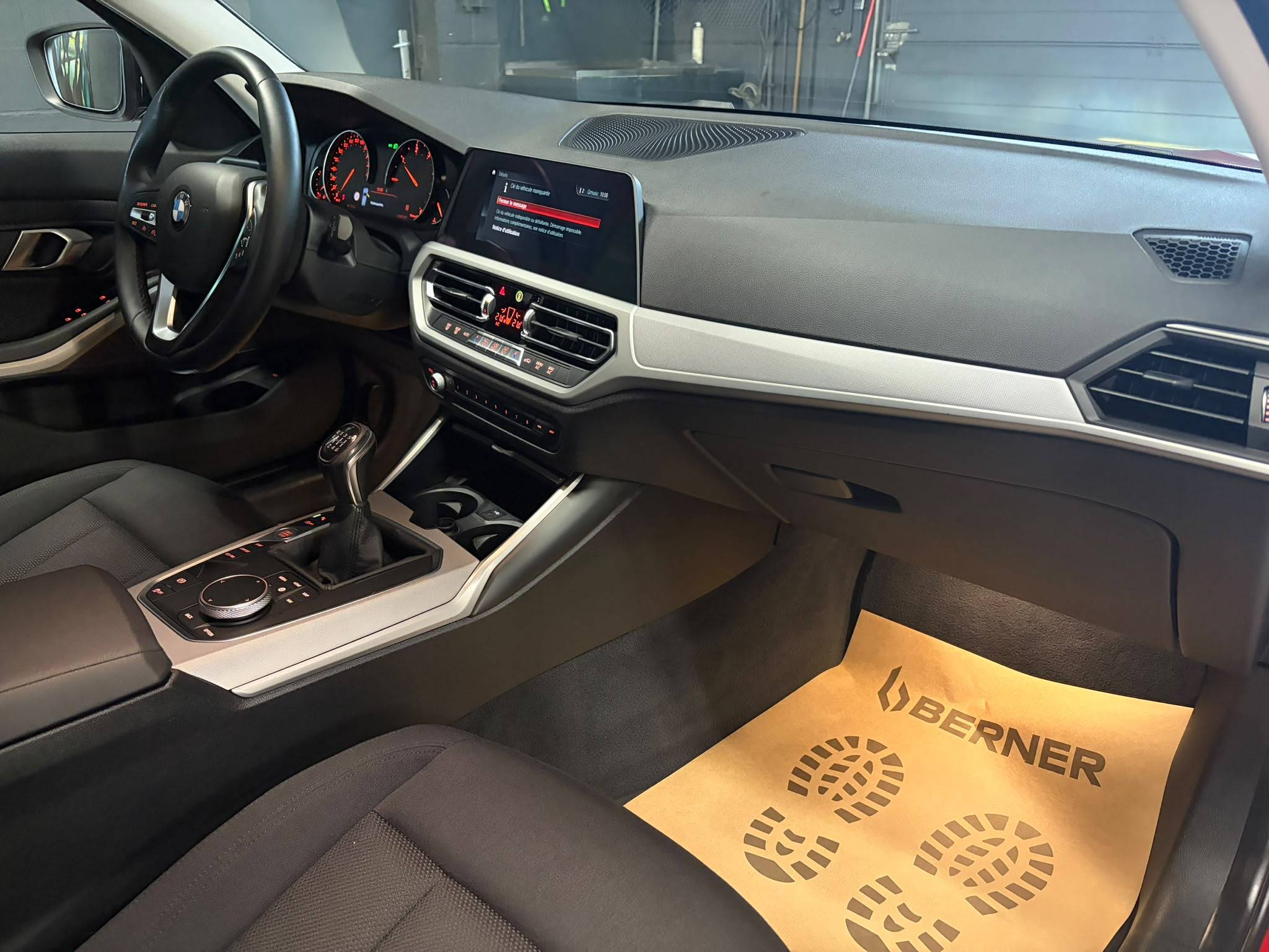 BMW 318D - Stylcar2 Florennes