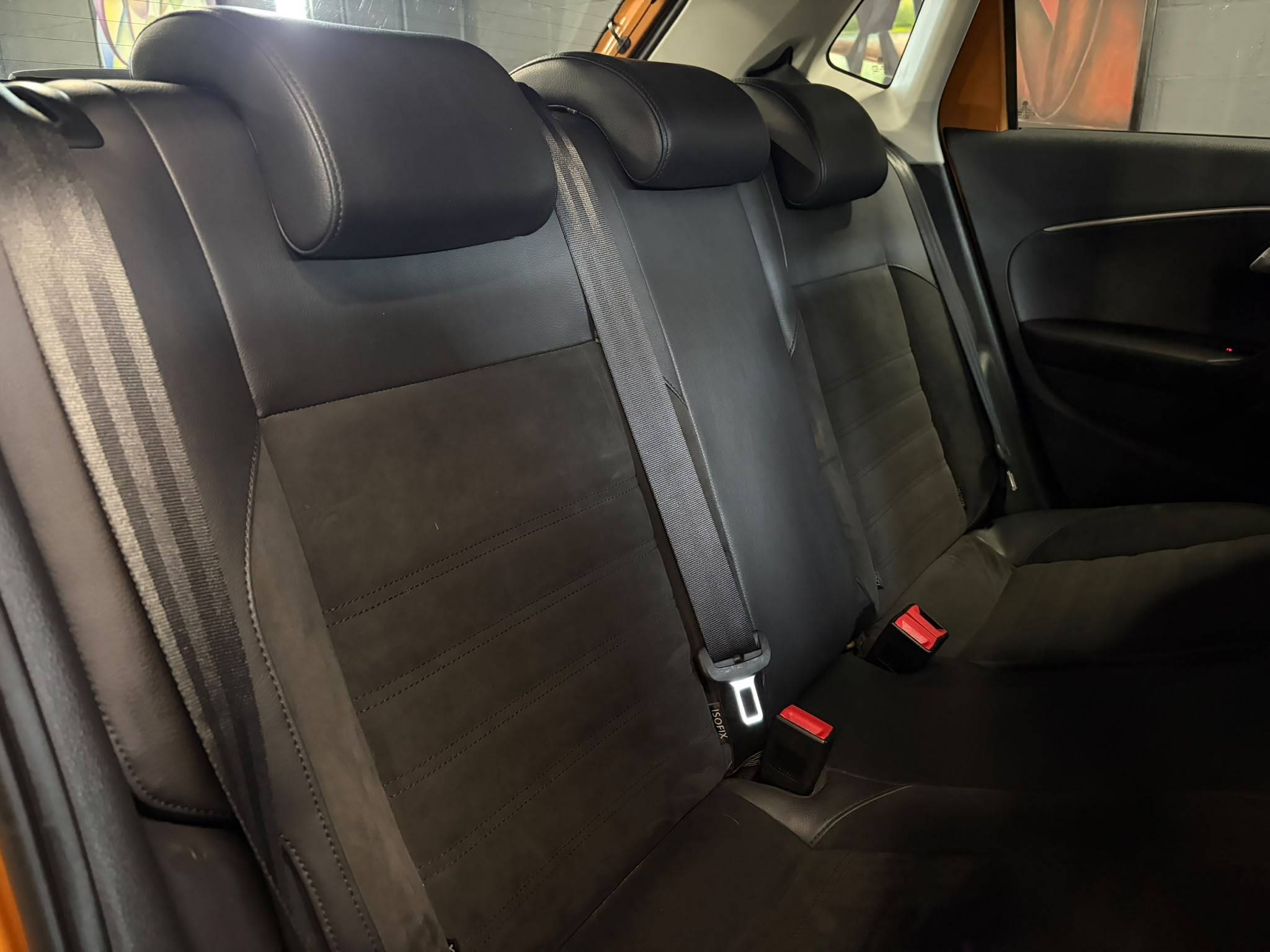 VOLKSWAGEN POLO CROSS - Stylcar2 Florennes
