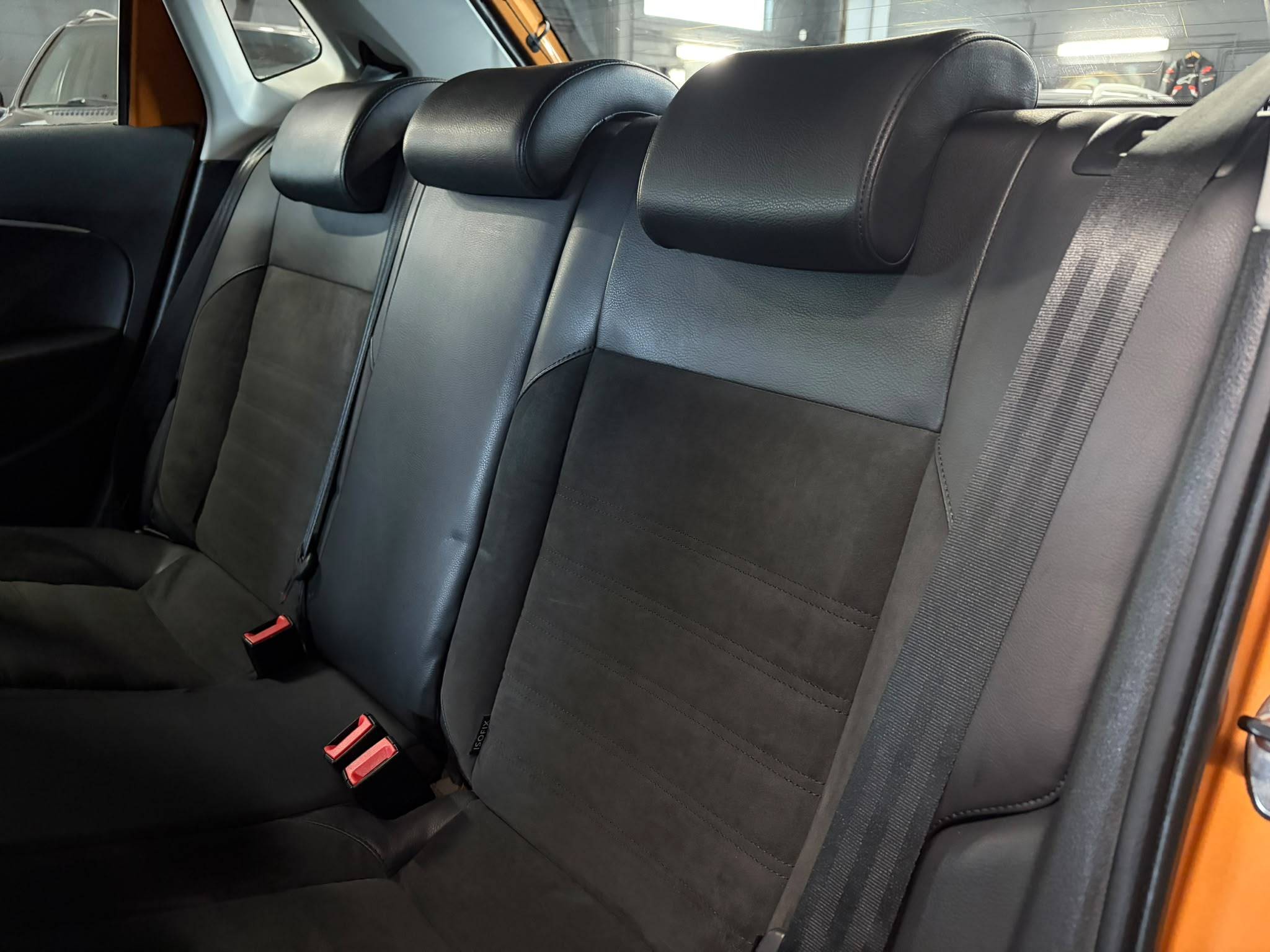 VOLKSWAGEN POLO CROSS - Stylcar2 Florennes
