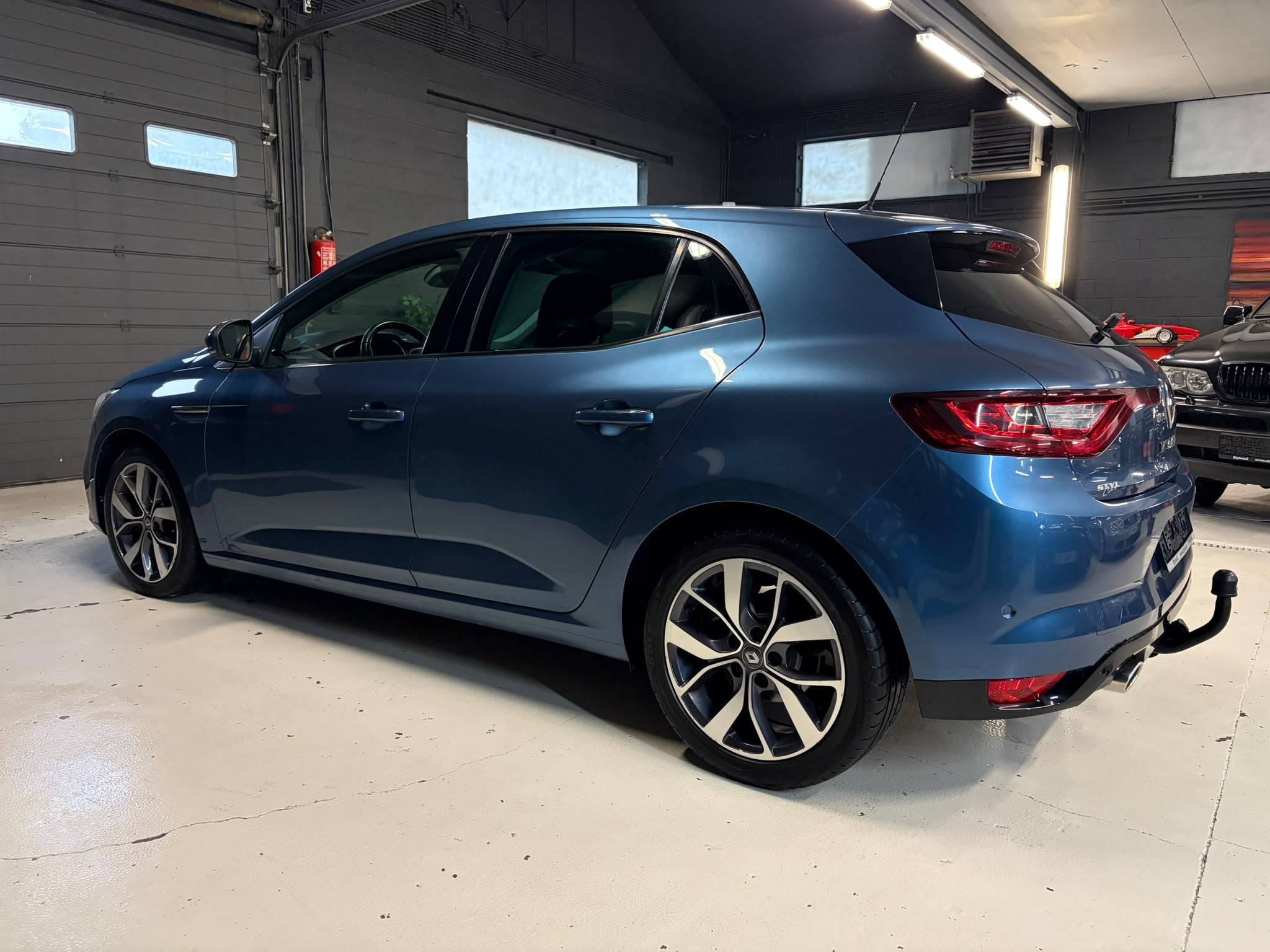 RENAULT MEGANE - Stylcar2 Florennes
