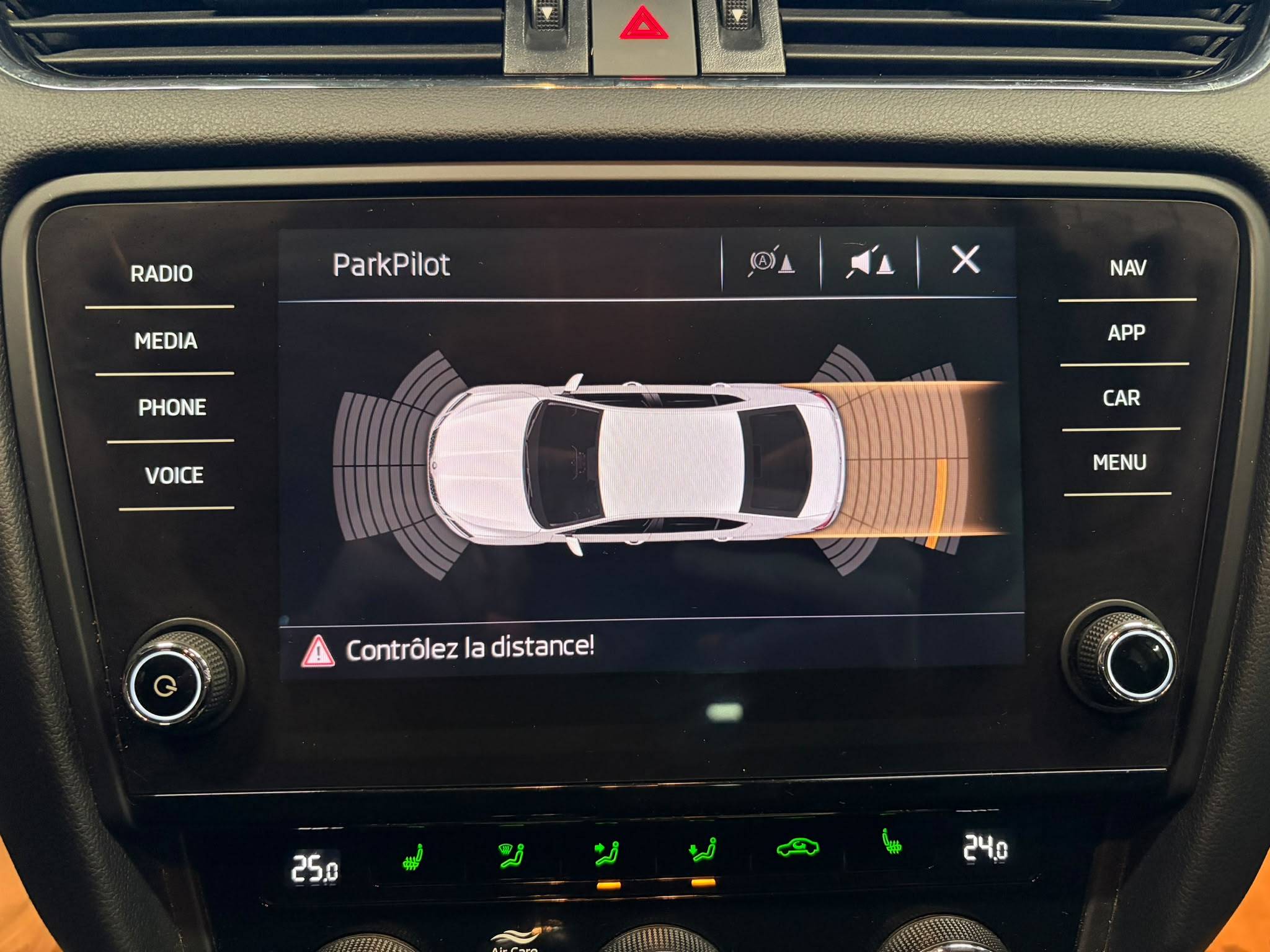 SKODA OCTAVIA VERSION AMBITION - Stylcar2 Florennes