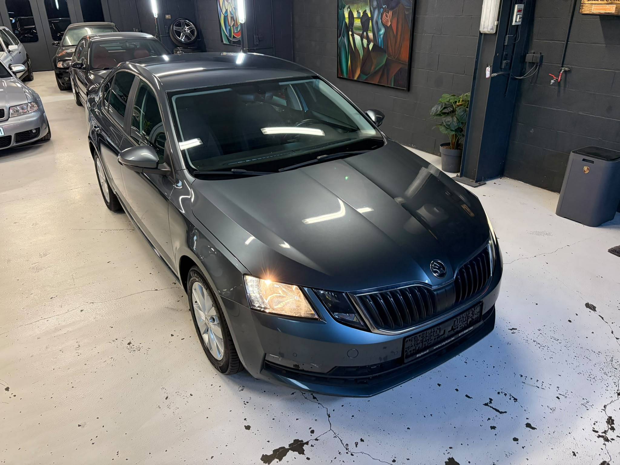 SKODA OCTAVIA VERSION AMBITION - Stylcar2 Florennes