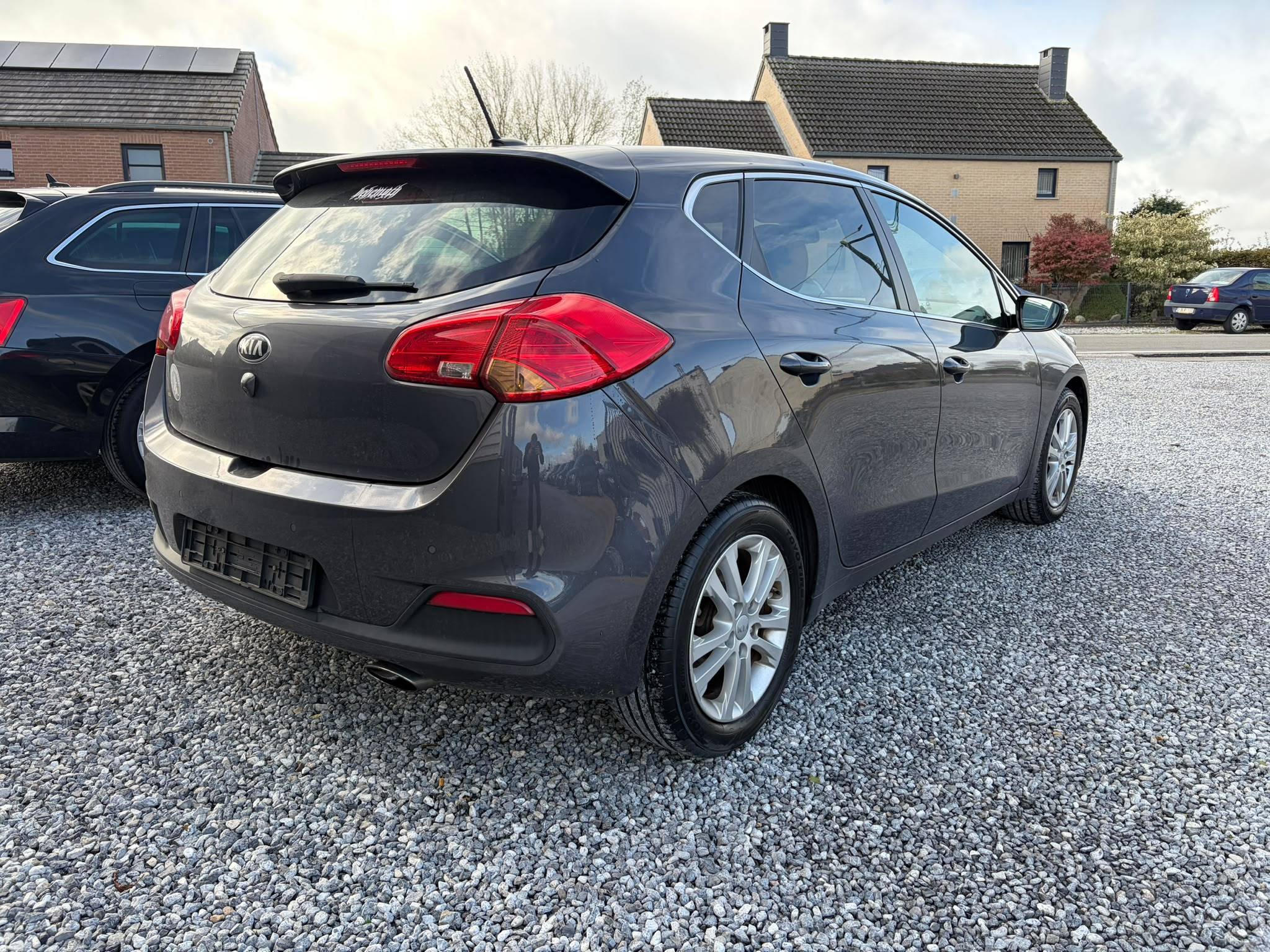 KIA CEED VERSION FUSION - Stylcar2 Florennes